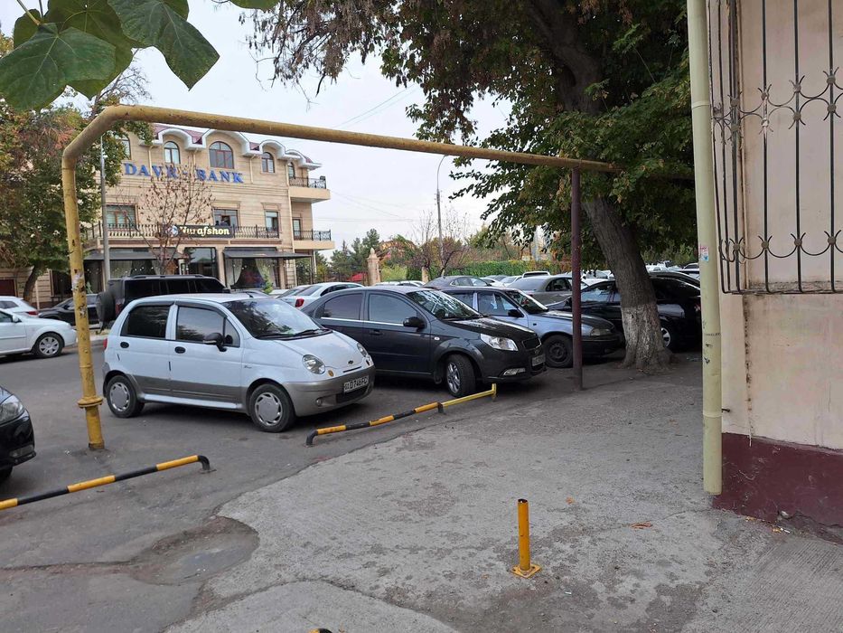 Северный Алмазар недалеко Т\Ц "Ривера",рядом Давр Банк.кафе Нурафшон