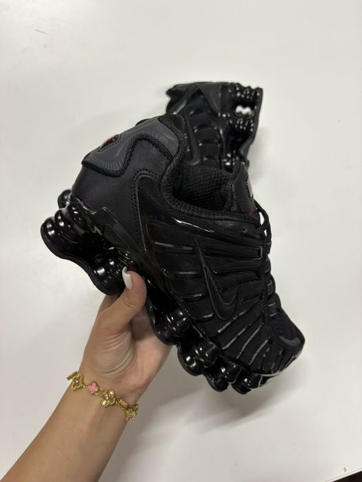 Nike shox tl черни