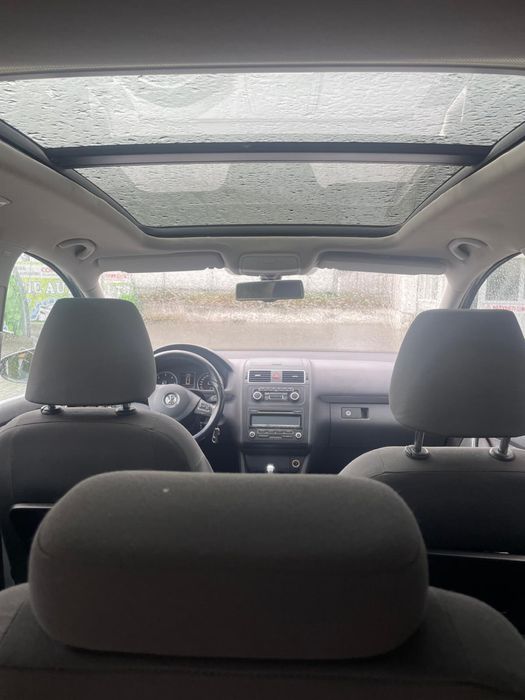 Vand Touran  2.0 TDI 2012