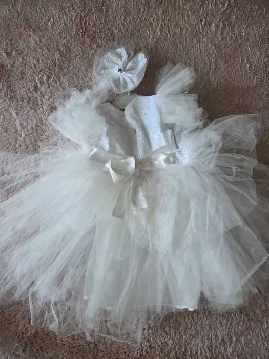 Нова детска рокля 3-4 г.