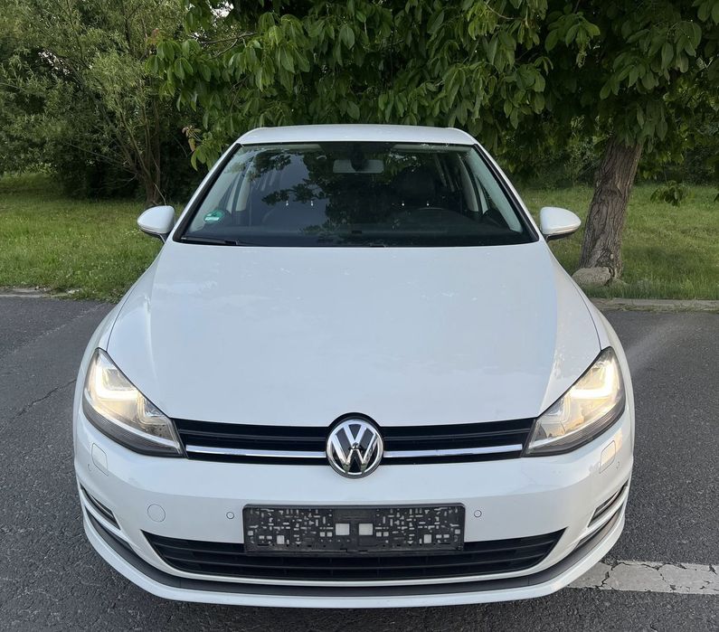 Volkswagen Golf Golf VII/7 benzina/ 4 cilindri / km 144.000 originali