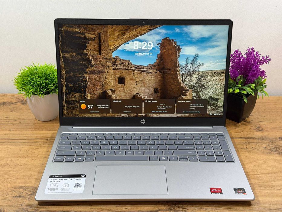 [ARZON] Noutbuk HP Laptop 15 Ryzen 7 5825U / DDR4 8Gb / SSD 512Gb