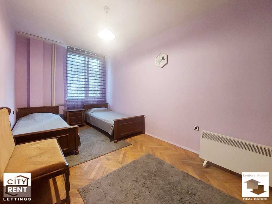 Дава се под наем Двустаен апартамент в Велико Търново, Център - 60 кв.м за 300 € - Снимка #4