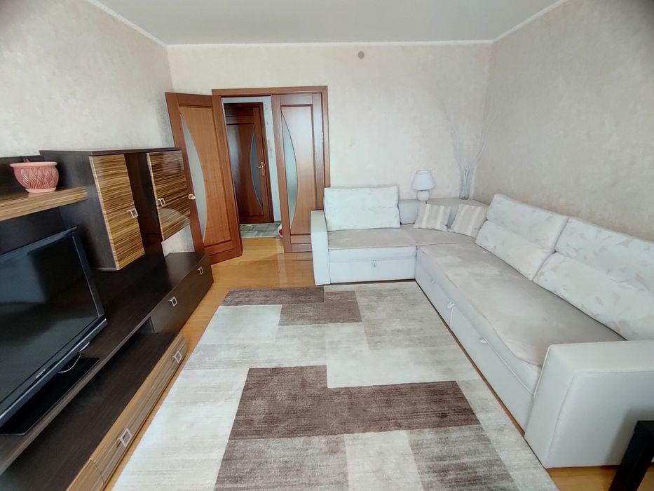 Продается 2-комн (5-9, 7 эт)