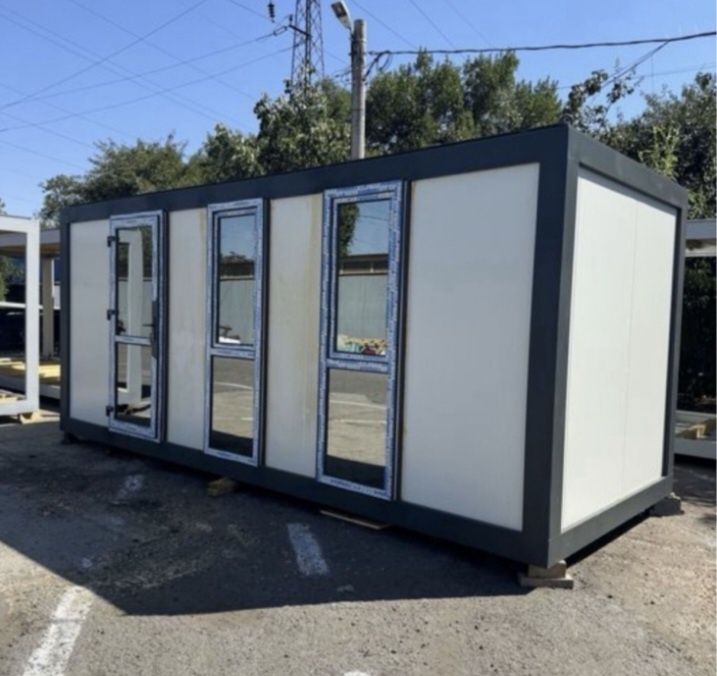 Vand containere modulare 6x3m la super preț