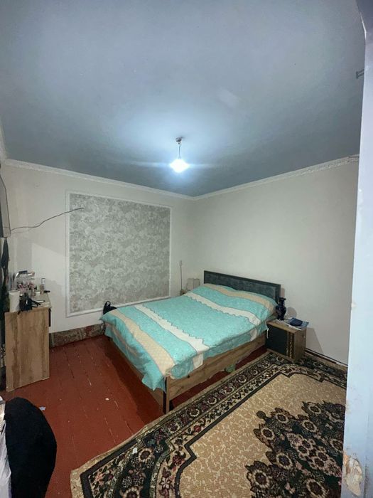 Дом 70 кв есть детская плошадка школа всё есть