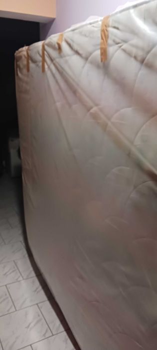 Продавам двулицев матрак Genial Demaflex 180/200/18