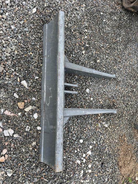 Lama Miniexcavator 2,2,5t , 3t lungime 140cm / UTILAJ / Tractor