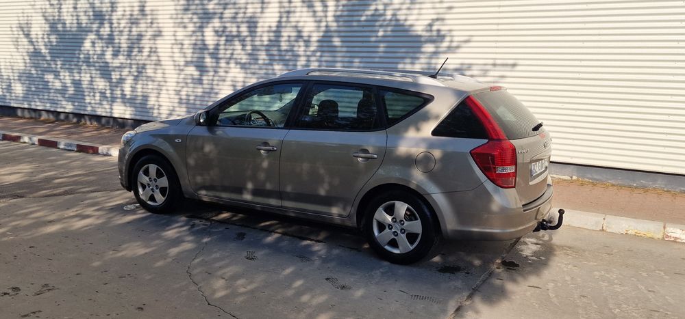 Kia ceed  1.6 16v Dohc an 2010