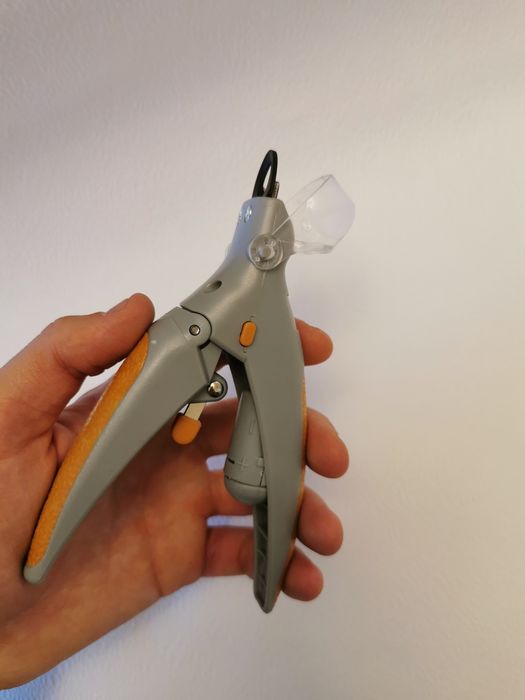 Когтерезка для домашних животных