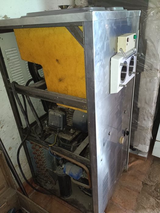 Мороженый аппарат