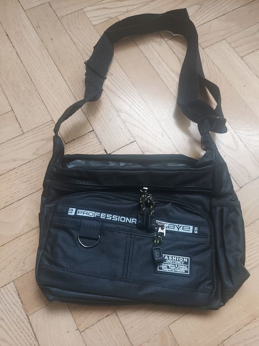 Дамска чанта за през рамо