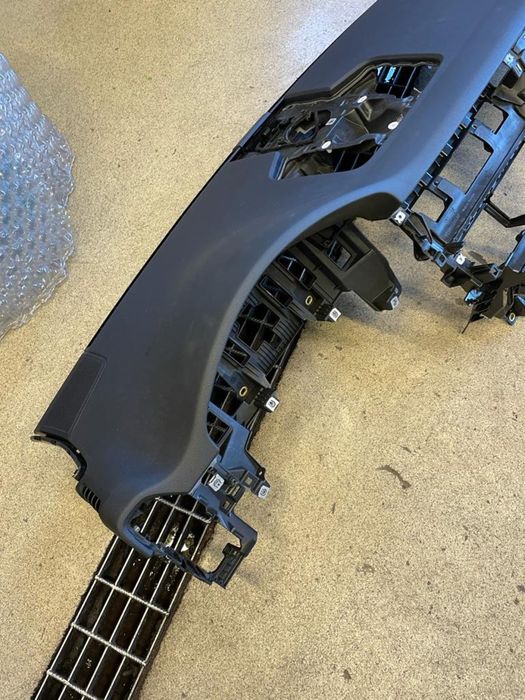 Plansa bord porsche Cayenne 2022