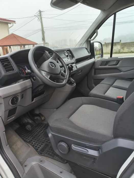 Vând Volkswagen Crafter