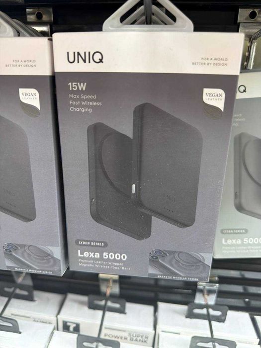 UNIQ Lexa 5000mAh Lyden Series — Magnetic Wireless Power Bank