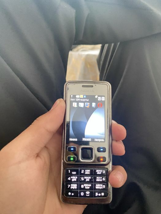 Nokia 6300.