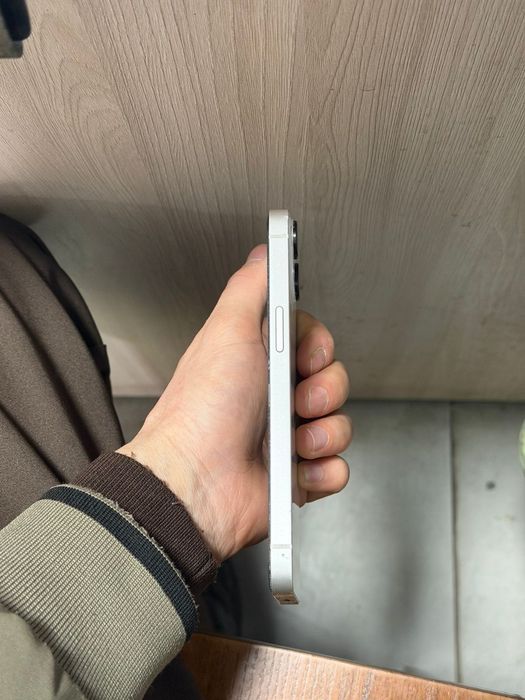iPhone 13 срочна