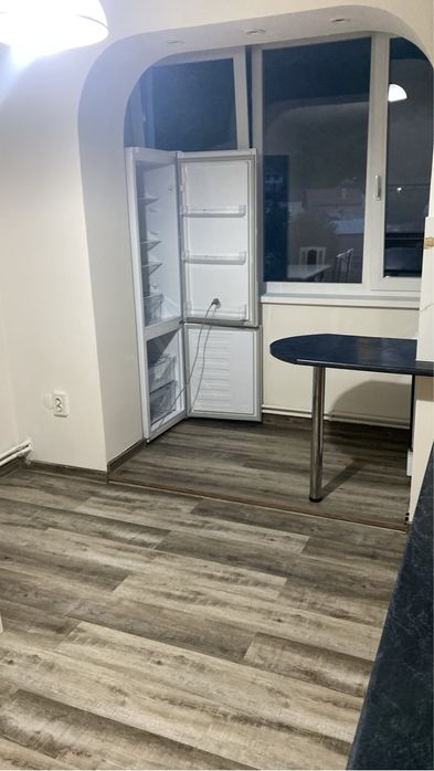 Apartament cu doua camere in blocul de vis-a-vis de spital