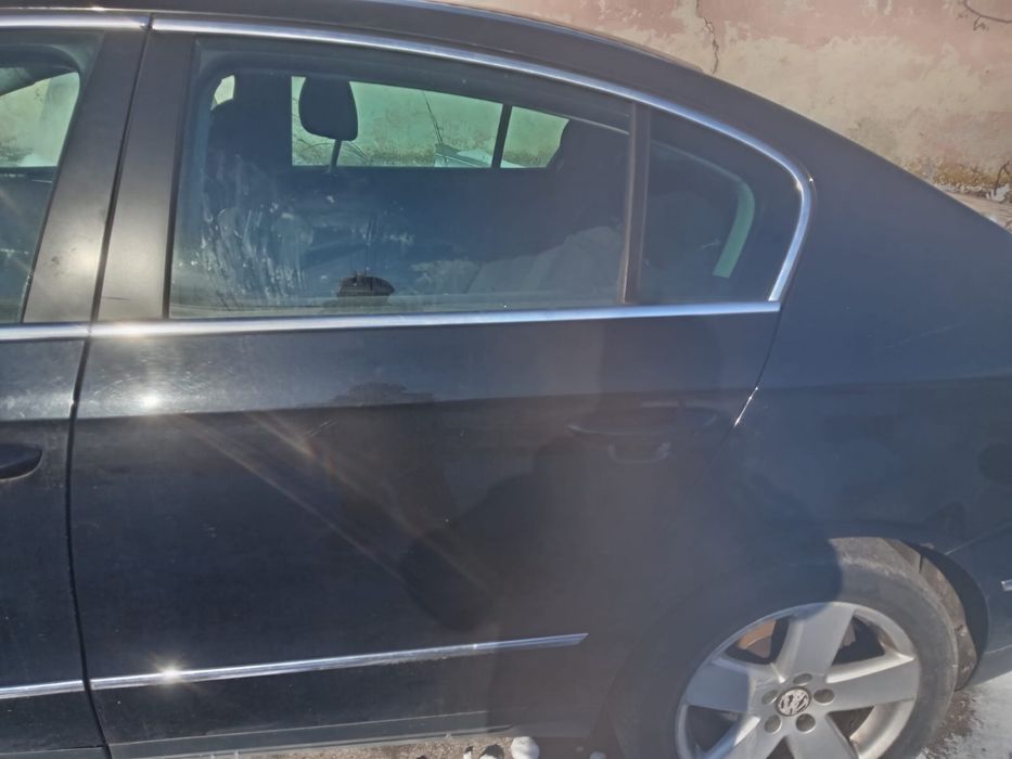 Usa usi stanga dreapta fata spate VW passat b6