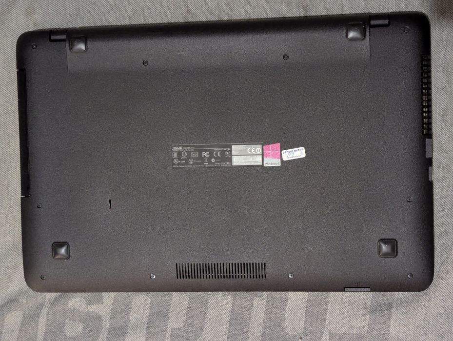 Ноутбук Asus x751L