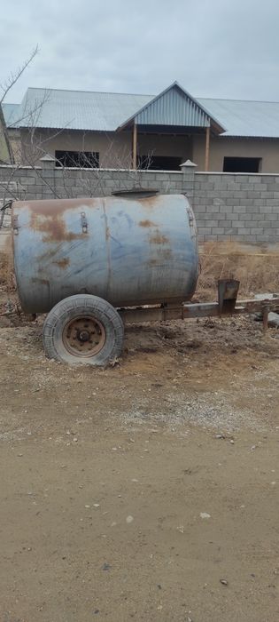 Сув ёмкость сотилади сгими 3тонна ишга таййор