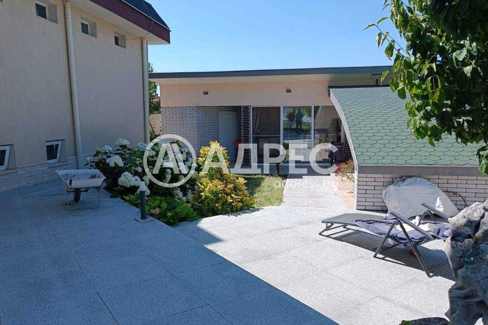 Продава се Къща в Разград, Житница - 463 кв.м за 1404 €/кв.м - Снимка #5