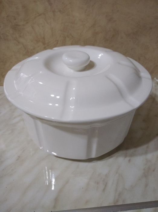 Супница фарфоровая 3 литра Новая Самовывоз Обмена нет