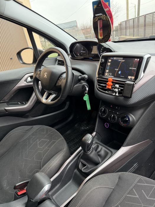 Peugeot 2008 1.2 benzina 82cp