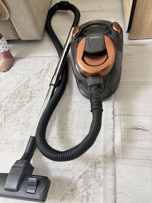 Срочно продам пылесос