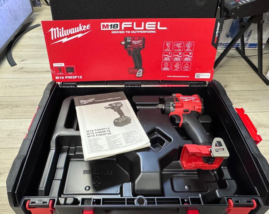 Amanet F28: Cheie  de impact Milwaukee M18 FIW2F12 NOU