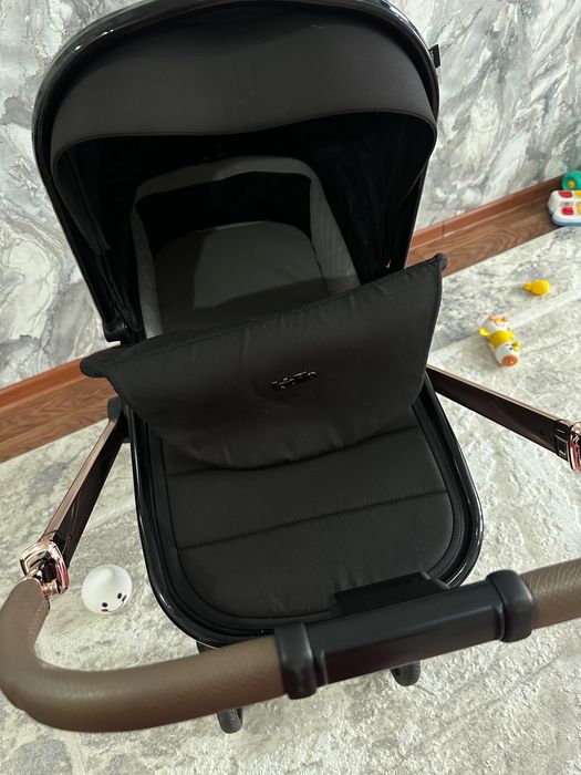 Продам коляску kidilo D900 3в1