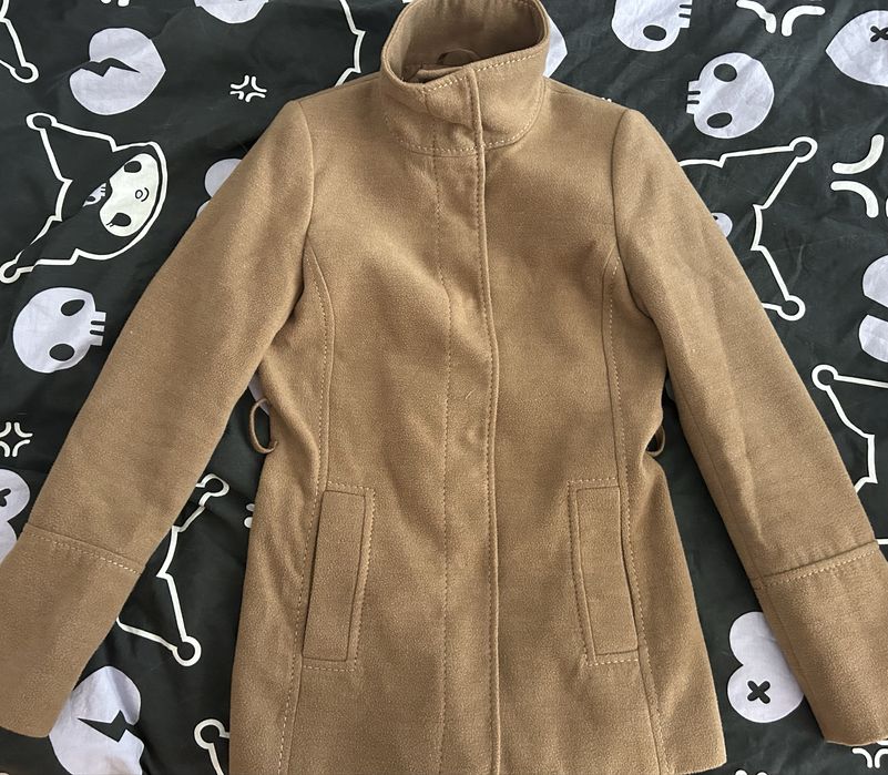 Бежово Палто на H&M в размер 34