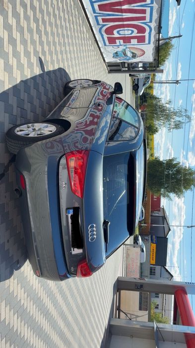 Vând Audi a1 2012