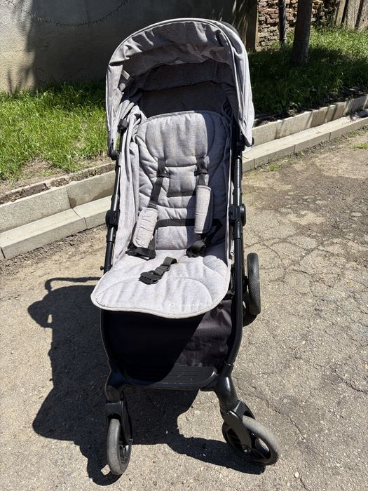 Vand Carucior kinderkraft. Se preda doar in zona Brasovului