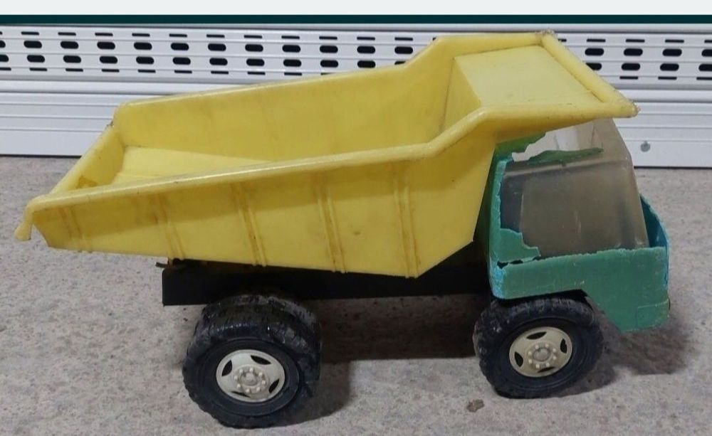 Камион-самосвал от Соца 3 бр