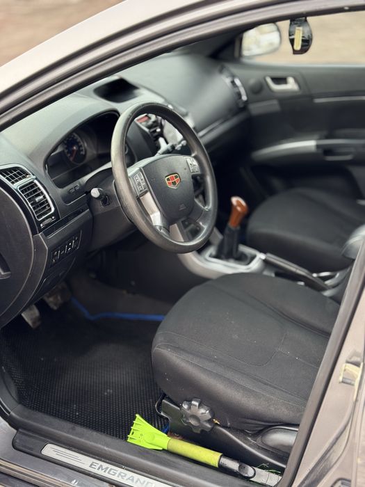 Джили Емгранд ес7