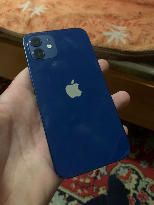 Продам 12 айфон