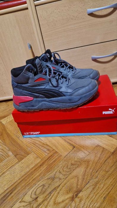 Езенно-зимни обувки на Пума - Сникърси X-Ray Speed