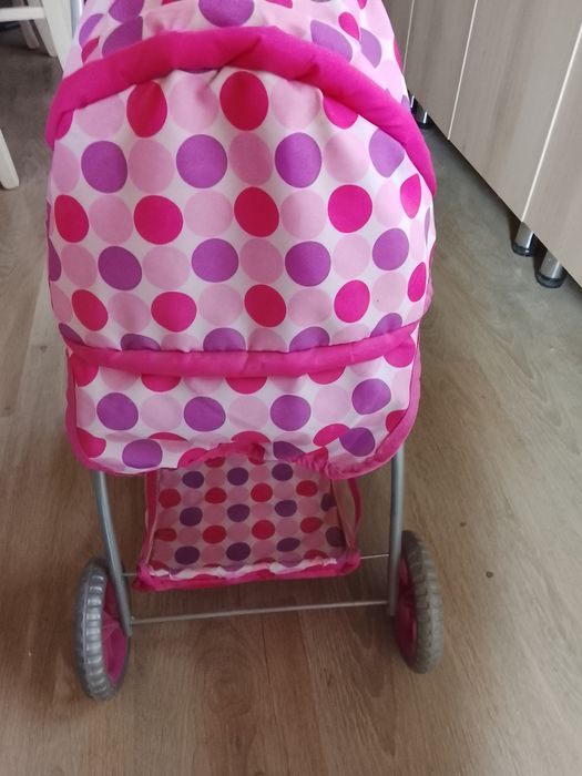 Коляска для кукол