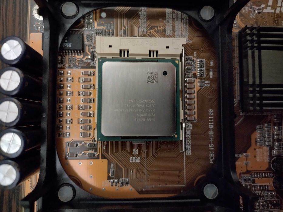 Placa de baza Abit, socket 478, pentium 4, DDR, testata