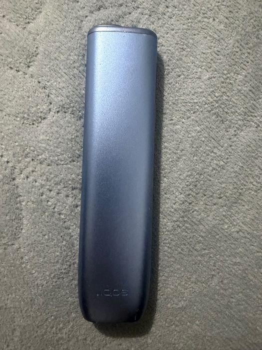 Iqos albastru/violet,nou, fără urme de uzură. Vând iqos nou, fără urme de uzură. Este folosit de câteva ori. Îl vând deoarece, m am lăsat de fumat.