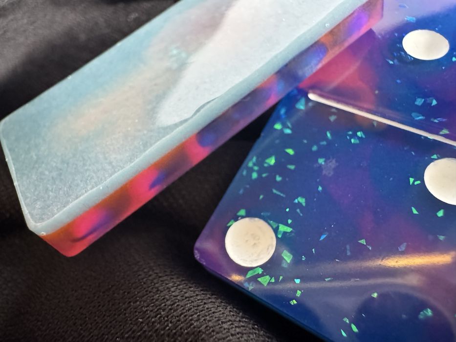 Домино  – Модел „Galaxy“, Ръчно изработено