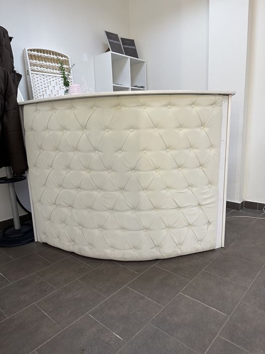 Продам Рецепшн . Срочно. Торг