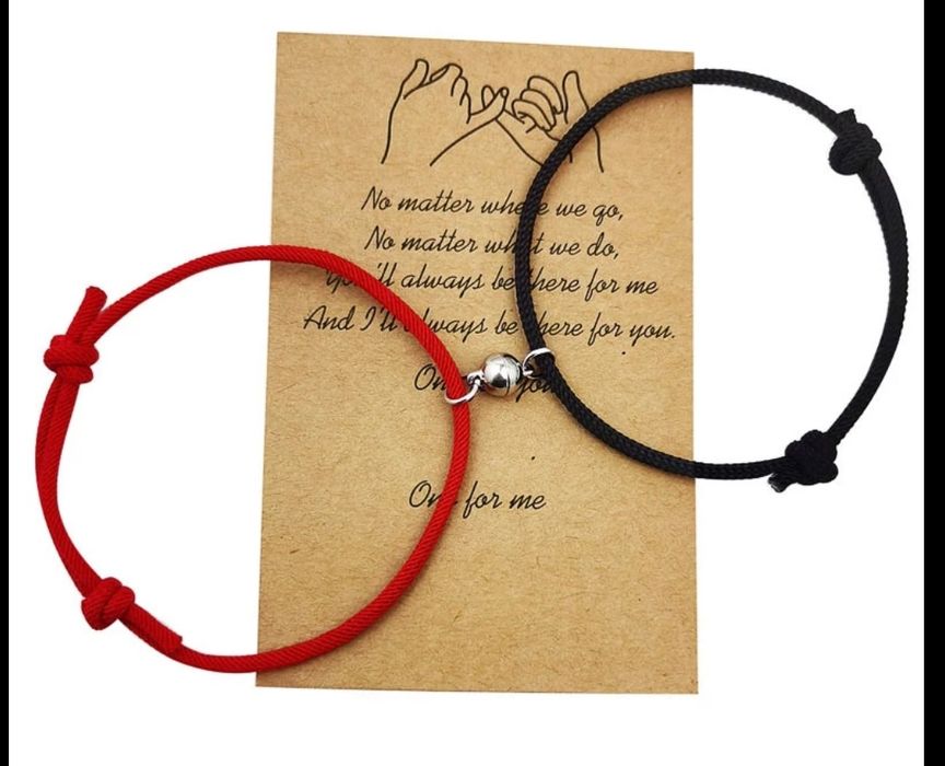 Гривни с магнити за влюбени