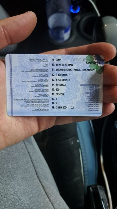 Sotiladi BMW 750 individual