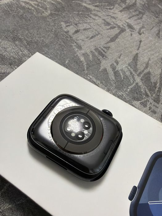 Apple Watch 9 45mm M/L GPS