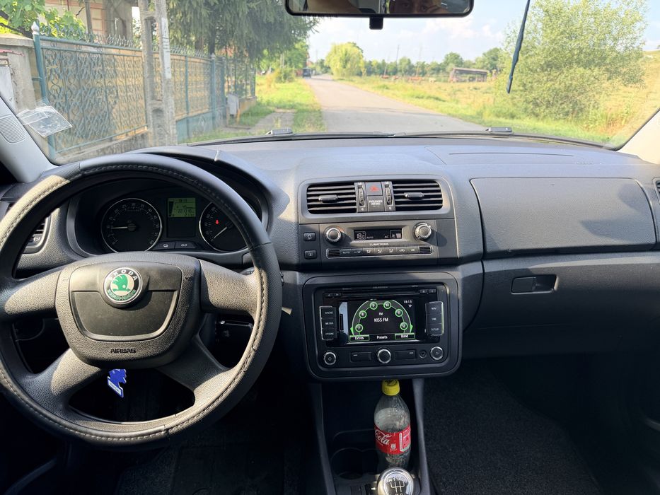 SKODA Fabia 2011 — imagine 3