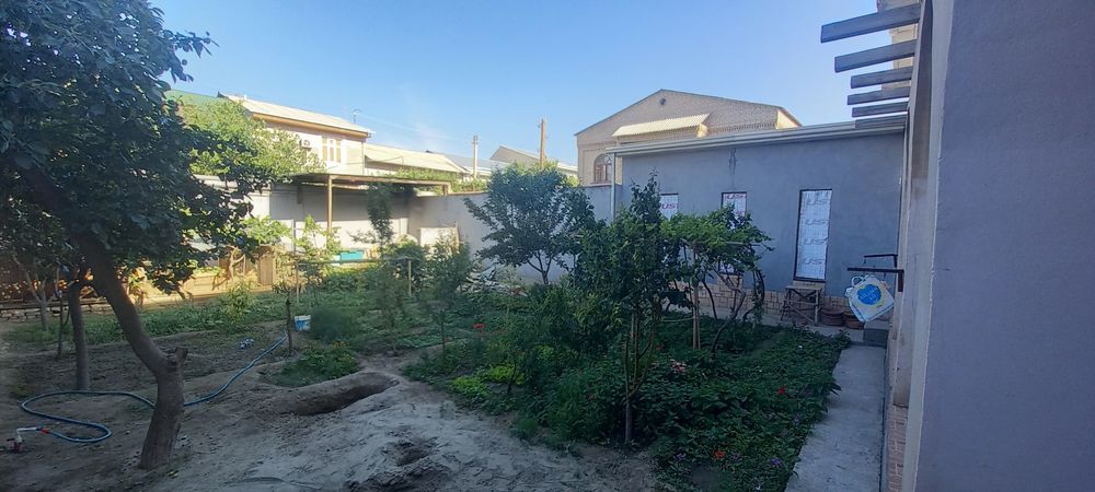 Продается  2 этажный дом