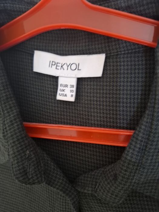 Продаются 3 красивых платья фирменные