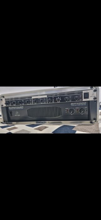 Behringer ep4000 cx 2310 case rack 3U.